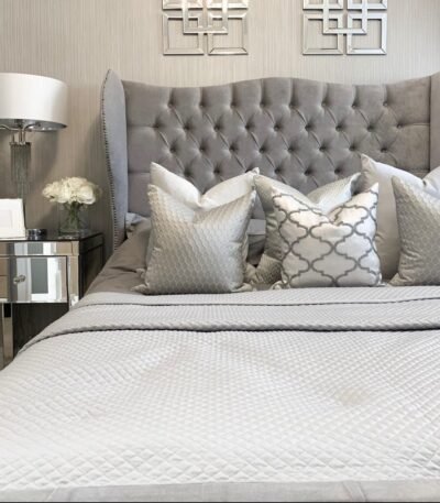 Roselyn Bed